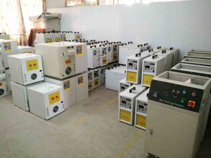 Smelting Gold From Circuit Boards